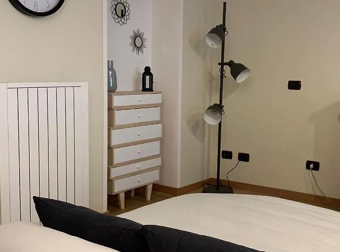 Alloggio per agriturismo Borgo La Morra *