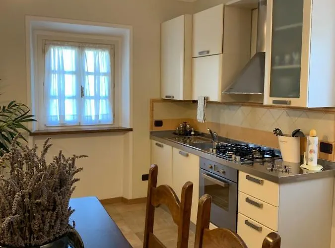 Borgo La Morra Alloggio per agriturismo Pavullo nel Frignano