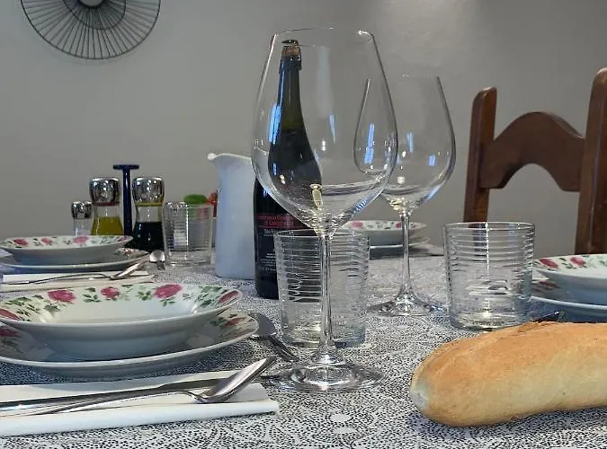 Borgo La Morra Alloggio per agriturismo *