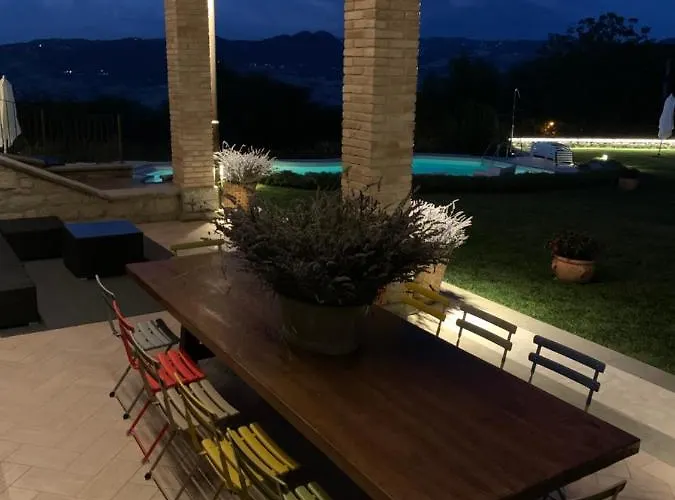 Alloggio per agriturismo Borgo La Morra *