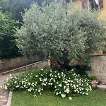 ファームステイ Borgo La Morra パヴッロ・ネル・フリニャーノ