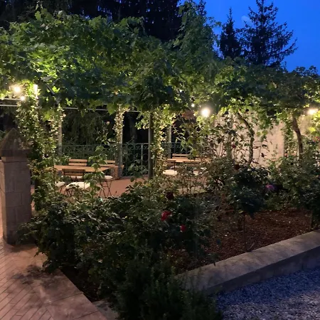 Borgo La Morra Farm stay Pavullo nel Frignano