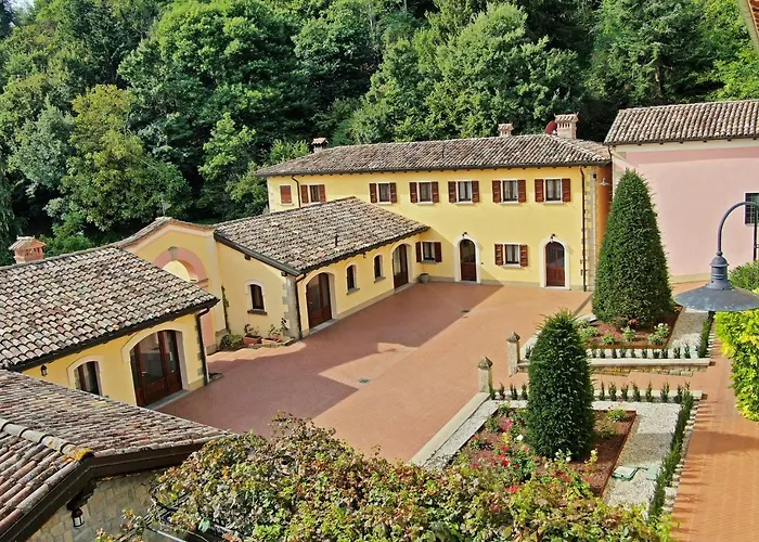 Borgo La Morra Farma