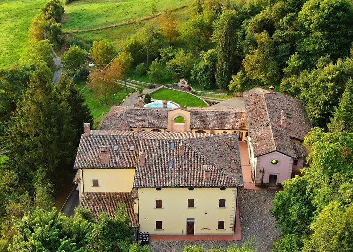 Borgo La Morra Farma