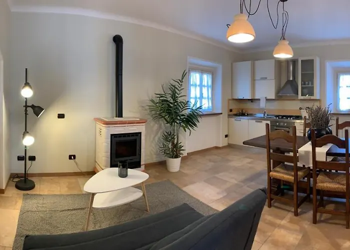 Borgo La Morra * Pavullo nel Frignano