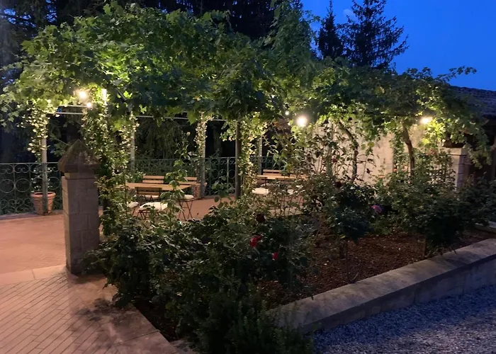 Borgo La Morra Farma Pavullo nel Frignano